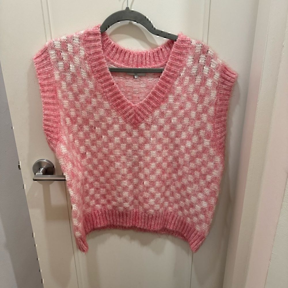 FRNCH Pink Checkered Knit Sweater Size M/L Soft/cozy, rose/ cream checkered Vest
